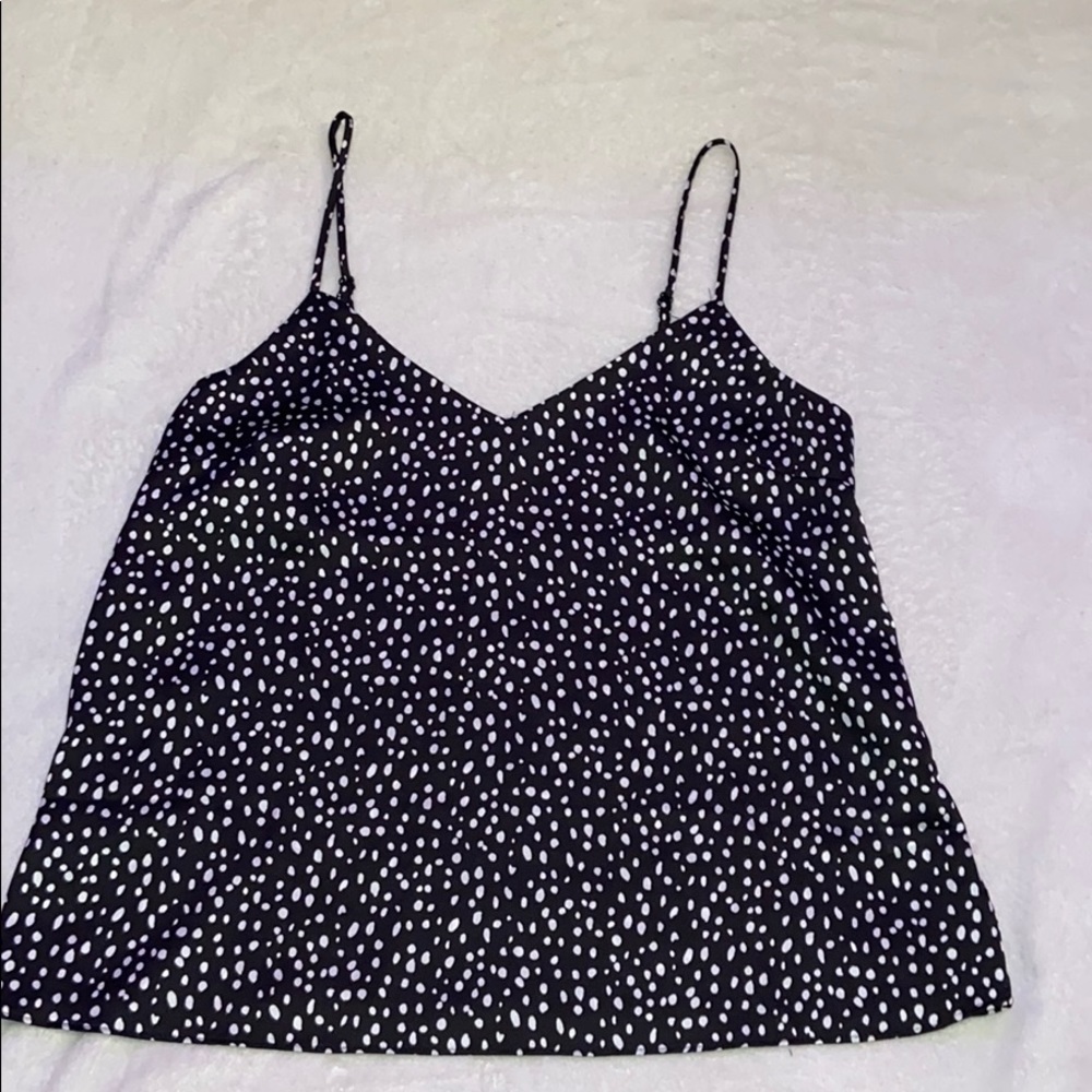 spaghetti strap shirt.